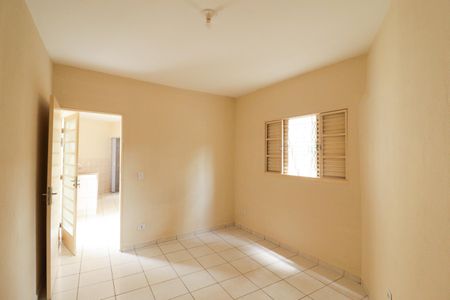 Casa para alugar com 30m², 1 quarto e sem vagaQuarto