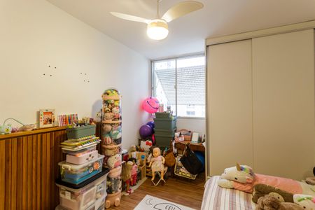 Apartamento à venda com 136m², 4 quartos e 1 vagaSuíte 2