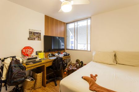 Apartamento à venda com 136m², 4 quartos e 1 vagaQuarto 2