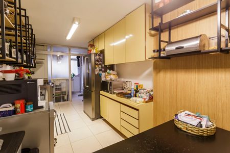 Apartamento à venda com 136m², 4 quartos e 1 vagaCozinha