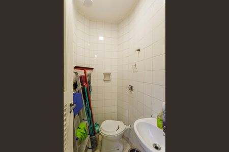 Apartamento à venda com 136m², 4 quartos e 1 vagaBanheiro de serviço