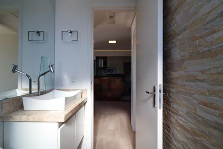 Apartamento à venda com 47m², 2 quartos e 1 vaga Apartamento à venda com 47m², 2 quartos e 1 vagaBanheiro