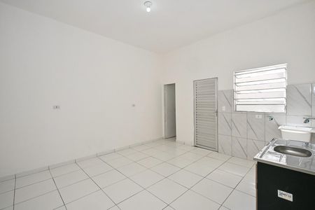 Cozinha de casa para alugar com 2 quartos, 53m² em Jardim Taboao, São Paulo