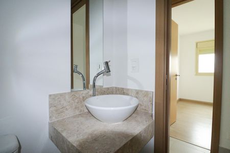 Apartamento para alugar com 66m², 2 quartos e 1 vagaBanheiro da Suíte 2