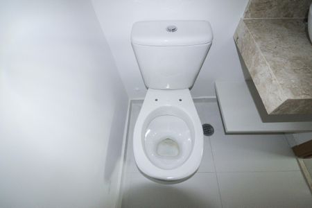 Apartamento para alugar com 66m², 2 quartos e 1 vagaBanheiro da Suíte 2