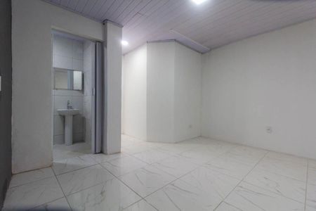 Sala de casa para alugar com 2 quartos, 110m² em Vila Ré, São Paulo