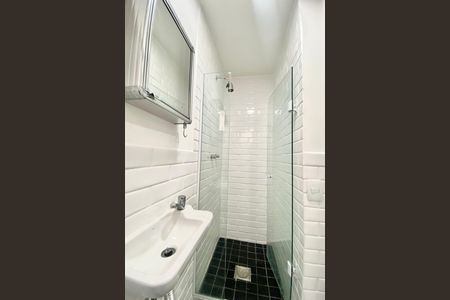 Apartamento para alugar com 92m², 2 quartos e 1 vaga Apartamento para alugar com 92m², 2 quartos e 1 vagaBanheiro de serviço