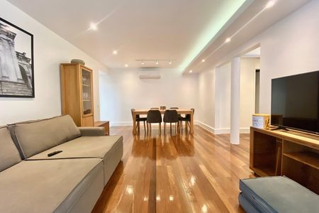 Apartamento para alugar com 92m², 2 quartos e 1 vaga Apartamento para alugar com 92m², 2 quartos e 1 vagaSala