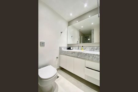 Apartamento para alugar com 92m², 2 quartos e 1 vaga Apartamento para alugar com 92m², 2 quartos e 1 vaga Banheiro da Suite