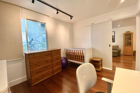 Apartamento para alugar com 92m², 2 quartos e 1 vaga Apartamento para alugar com 92m², 2 quartos e 1 vagaQuarto