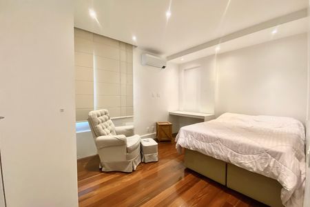 Apartamento para alugar com 92m², 2 quartos e 1 vaga Apartamento para alugar com 92m², 2 quartos e 1 vagaSuite