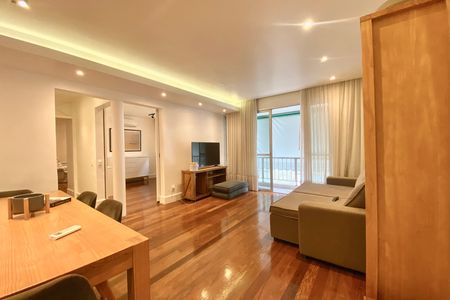 Apartamento para alugar com 92m², 2 quartos e 1 vaga Apartamento para alugar com 92m², 2 quartos e 1 vagaSala