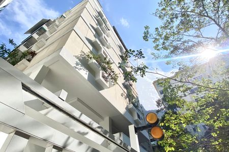 Apartamento para alugar com 92m², 2 quartos e 1 vaga Apartamento para alugar com 92m², 2 quartos e 1 vagaFachada