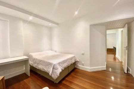 Apartamento para alugar com 92m², 2 quartos e 1 vaga Apartamento para alugar com 92m², 2 quartos e 1 vagaSuite