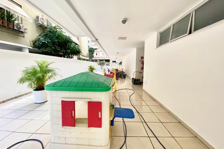 Apartamento para alugar com 92m², 2 quartos e 1 vaga Apartamento para alugar com 92m², 2 quartos e 1 vagaÁrea comum - Playground