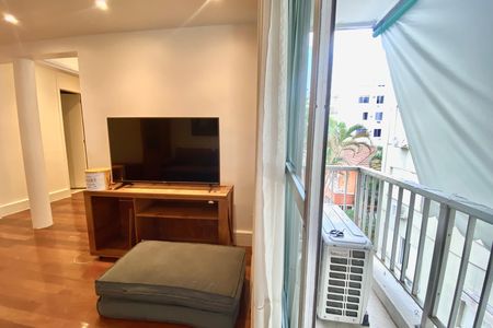 Apartamento para alugar com 92m², 2 quartos e 1 vaga Apartamento para alugar com 92m², 2 quartos e 1 vagaSala