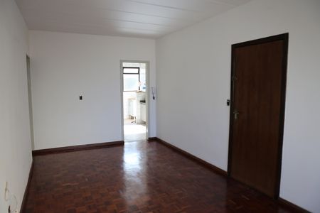 Sala de apartamento para alugar com 3 quartos, 65m² em Glória, Contagem
