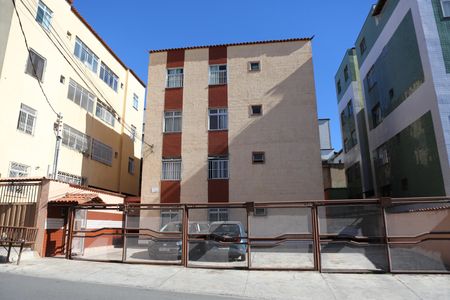 Fachada de apartamento para alugar com 3 quartos, 65m² em Glória, Contagem
