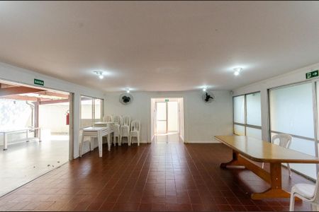 Apartamento à venda com 57m², 2 quartos e 1 vagaÁrea comum - Salão de festas