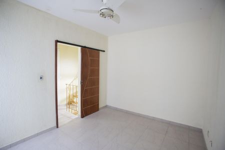 Casa à venda com 110m², 3 quartos e 1 vagaQuarto 2