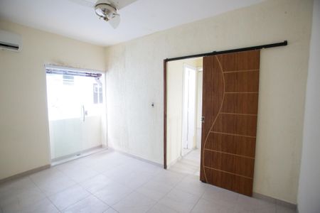 Casa à venda com 110m², 3 quartos e 1 vagaQuarto 2