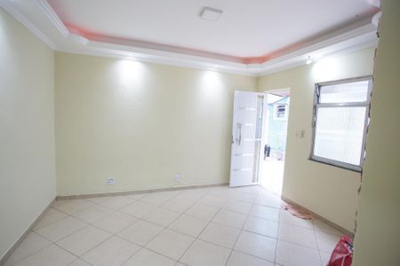 Casa à venda com 110m², 3 quartos e 1 vagaSala