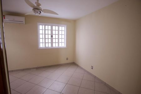 Casa à venda com 110m², 3 quartos e 1 vagaSuíte