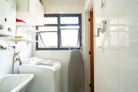 Apartamento para alugar com 57m², 2 quartos e 1 vagaÁrea de Serviço