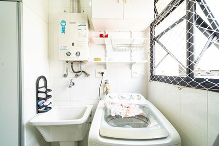 Apartamento para alugar com 57m², 2 quartos e 1 vagaÁrea de Serviço