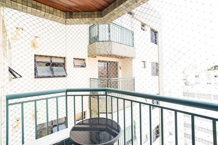 Apartamento para alugar com 57m², 2 quartos e 1 vagaSacada