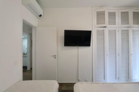 Apartamento para alugar com 156m², 4 quartos e 1 vagaQuarto