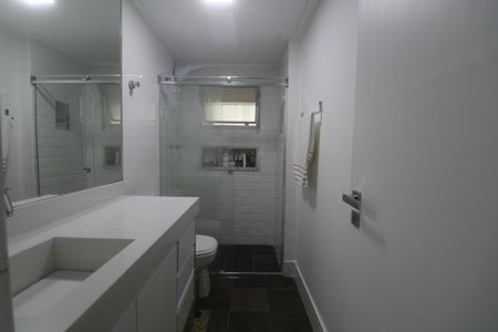 Apartamento para alugar com 156m², 4 quartos e 1 vagaBanheiro Suíte