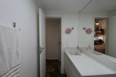 Apartamento para alugar com 156m², 4 quartos e 1 vagaBanheiro Suíte