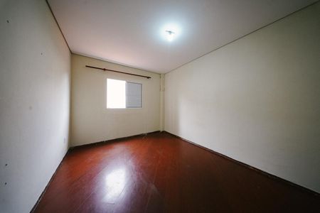 Quarto 1 de casa de condomínio para alugar com 3 quartos, 110m² em Vila Paranaguá, São Paulo