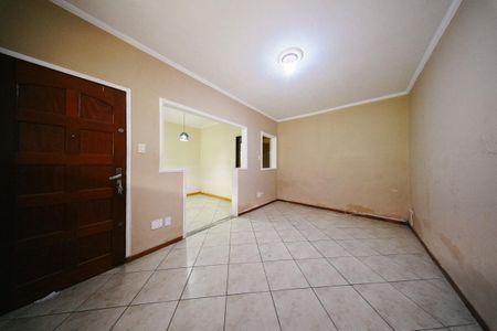 Sala de casa de condomínio para alugar com 3 quartos, 110m² em Vila Paranaguá, São Paulo