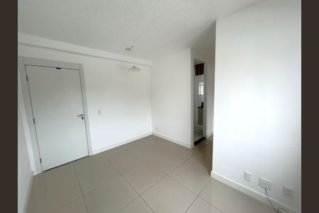 Sala de apartamento para alugar com 2 quartos, 46m² em Piedade, Rio de Janeiro