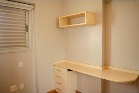 Apartamento à venda com 110m², 3 quartos e 2 vagas Apartamento à venda com 110m², 3 quartos e 2 vagasSemi Suíte 1