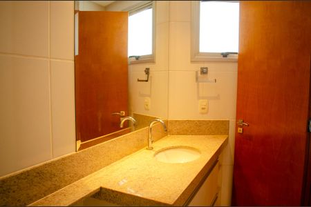 Apartamento à venda com 110m², 3 quartos e 2 vagas Apartamento à venda com 110m², 3 quartos e 2 vagasBanheiro Suíte 3