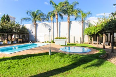 Casa de condomínio à venda com 88m², 2 quartos e 1 vagaÁrea comum - Piscina