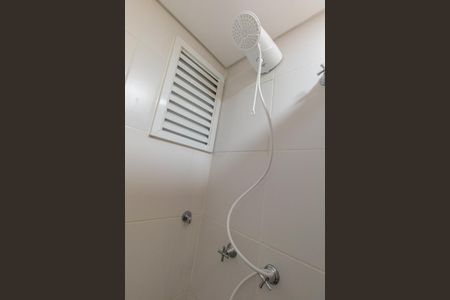 Apartamento à venda com 47m², 2 quartos e 1 vaga Apartamento à venda com 47m², 2 quartos e 1 vagaBanheiro Social