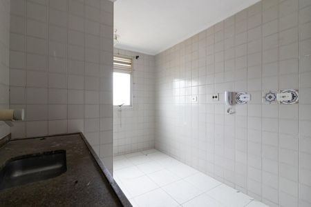 Apartamento para alugar com 70m², 2 quartos e 1 vaga Apartamento para alugar com 70m², 2 quartos e 1 vagaCozinha e Área de Serviço