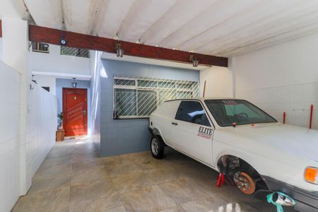 Casa à venda com 145m², 3 quartos e 2 vagas Casa à venda com 145m², 3 quartos e 2 vagasGaragem