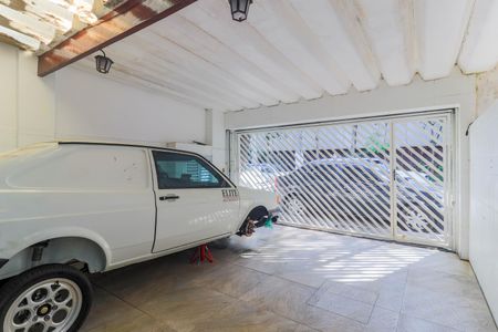 Casa à venda com 145m², 3 quartos e 2 vagas Casa à venda com 145m², 3 quartos e 2 vagasGaragem