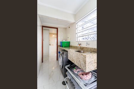 Casa à venda com 145m², 3 quartos e 2 vagas Casa à venda com 145m², 3 quartos e 2 vagasÁrea de Serviço