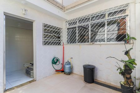 Casa à venda com 145m², 3 quartos e 2 vagas Casa à venda com 145m², 3 quartos e 2 vagasChurrasqueira/Quintal