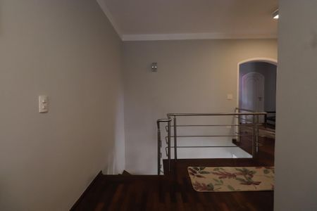 Casa à venda com 660m², 3 quartos e 6 vagasEscritório