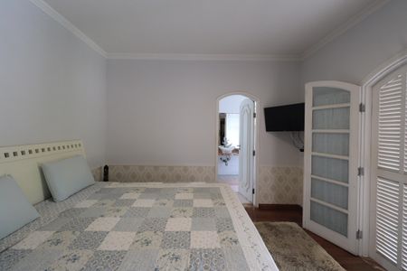 Casa à venda com 660m², 3 quartos e 6 vagasSuíte 3