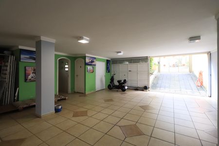 Casa à venda com 660m², 3 quartos e 6 vagasGaragem