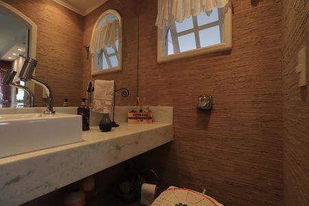 Casa à venda com 660m², 3 quartos e 6 vagasLavabo