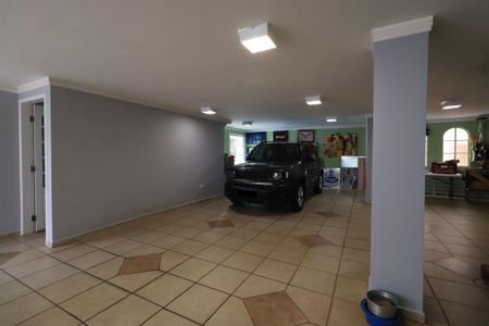 Casa à venda com 660m², 3 quartos e 6 vagasGaragem